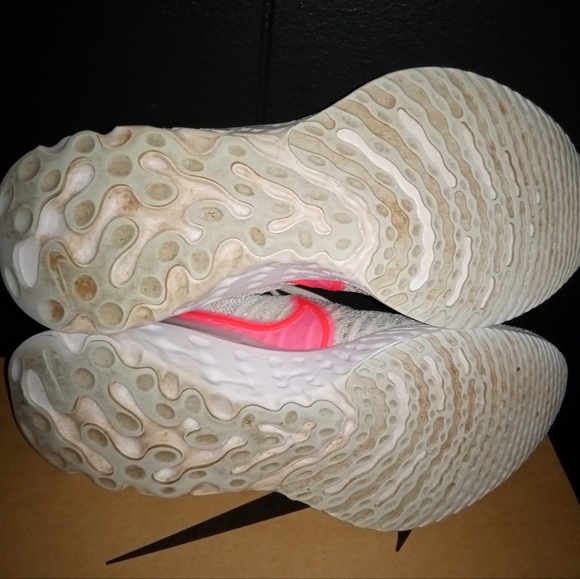 Nike epic react Flyknit - Picture 4 of 4